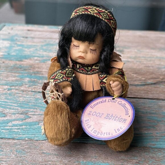 Vintage Emerald Doll Collection 2001 Willie Child Native American Outfit Tags 5" - Picture 3 of 10